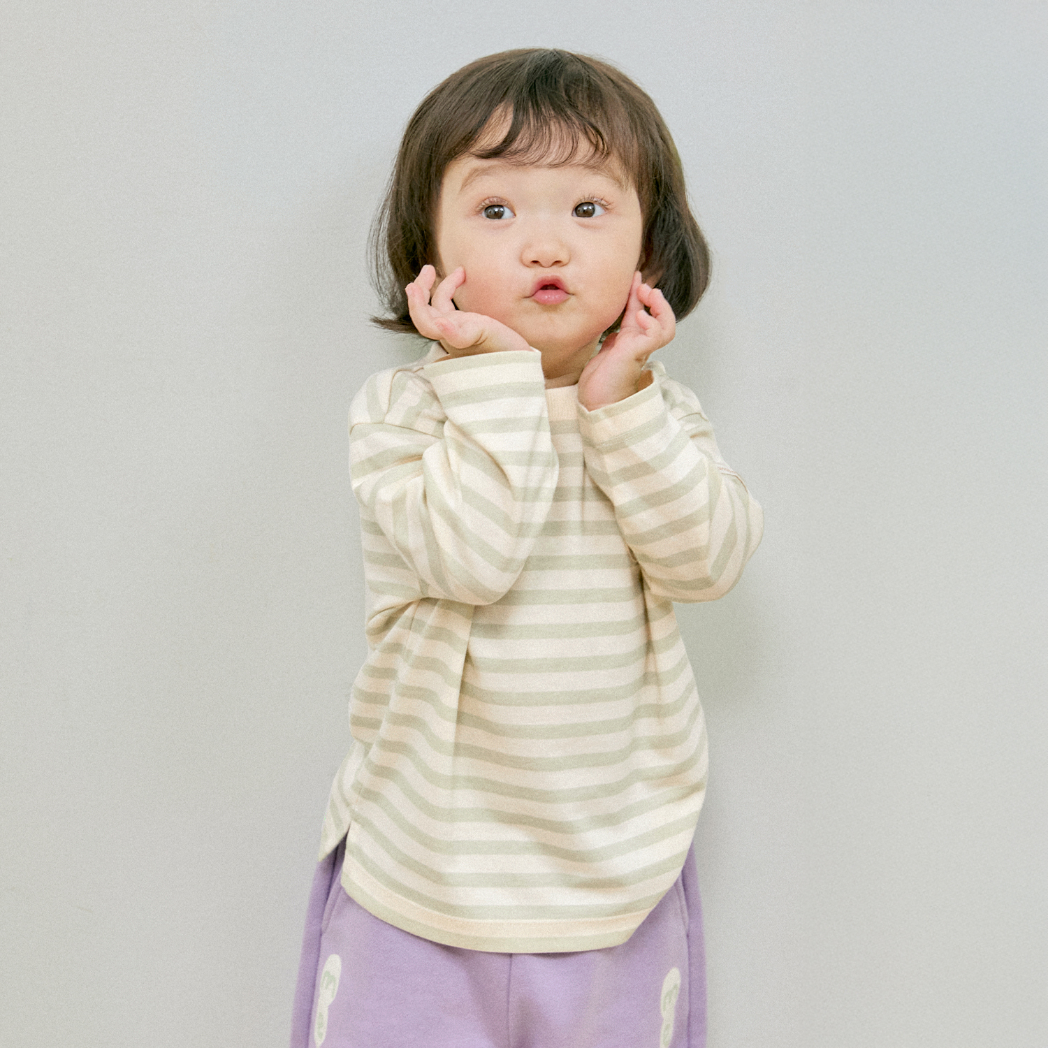 <font color=#3a7eba><b>[예약구매 9/8 순차출고]</b></font></br>판타주 스트라이프 티셔츠